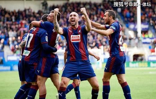  特鲁瓦保级生死战告捷 奇迹逃生彰显韧性  